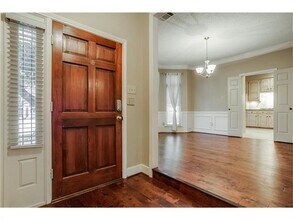 2710 Devonshire Dr in Carrollton, TX - Building Photo - Building Photo