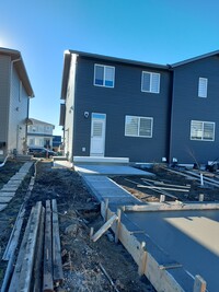 20 Iris Cres in Okotoks, AB - Building Photo - Building Photo