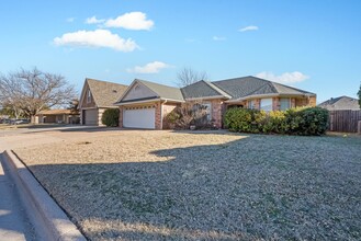 7649 Ruby Esther Cir in Abilene, TX - Building Photo - Building Photo