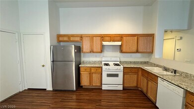 9512 Chanticleer Ct in Las Vegas, NV - Building Photo - Building Photo