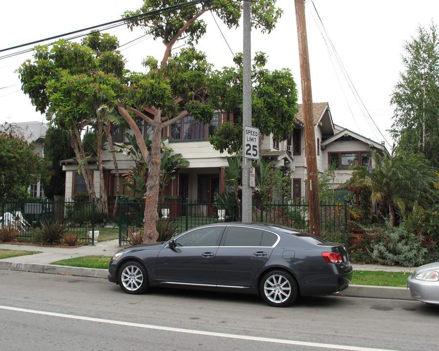 1715-23 1/2 E. 2nd St. in Long Beach, CA - Building Photo