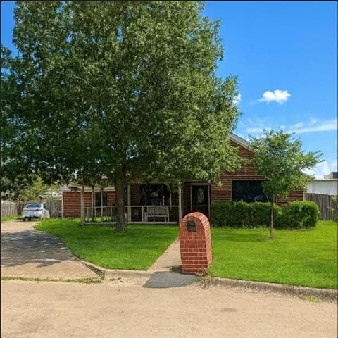 1008 Treys Ct