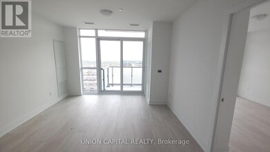 2545 Simcoe St N in Oshawa, ON - Building Photo - Building Photo