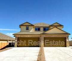 3417 Haylee Grace Pl in Seguin, TX - Building Photo