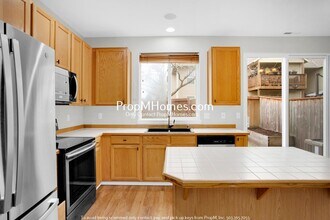 787 SW 198th Pl in Beaverton, OR - Building Photo - Building Photo