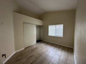 36472 30th St E in Palmdale, CA - Building Photo - Building Photo