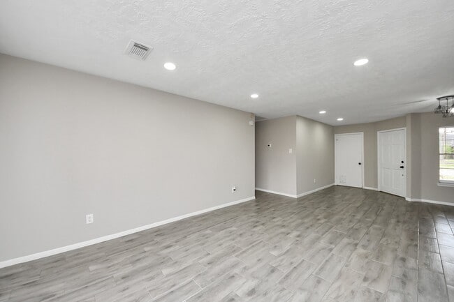 property at 4915 Pecan Grove Dr