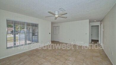 3915 Allan Pl in Sarasota, FL - Building Photo - Building Photo