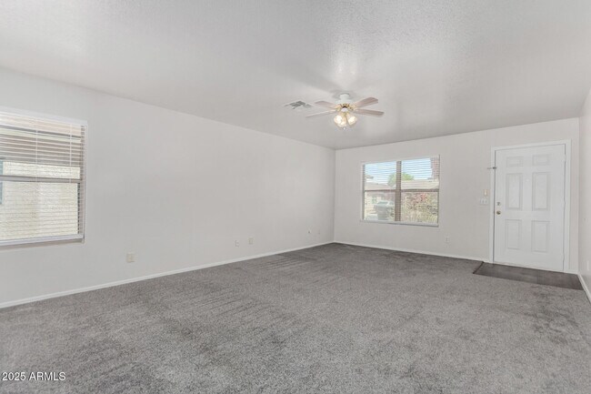 11606 W Columbine Dr in El Mirage, AZ - Building Photo - Building Photo