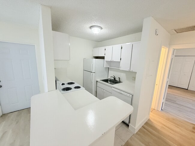 property at 36 N Crossings Cir