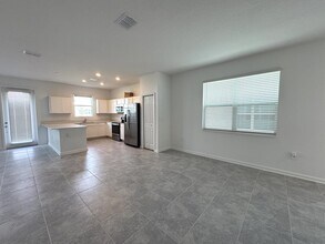 336 Nine Iron Dr in Davenport, FL - Building Photo - Building Photo