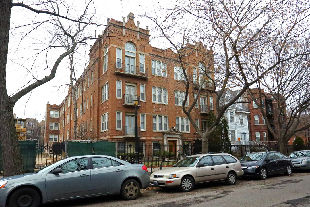 Rembrandt Apartments in Chicago, IL - Foto de edificio