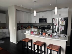 122 Eureka Pl in Upland, CA - Building Photo - Building Photo