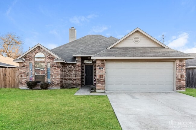 property at 310 Southlake Dr