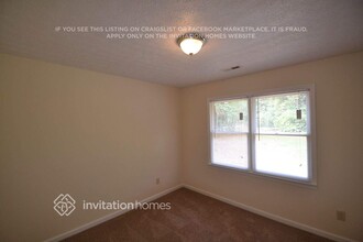 22 Welcome Wood Dr in Newnan, GA - Foto de edificio - Building Photo