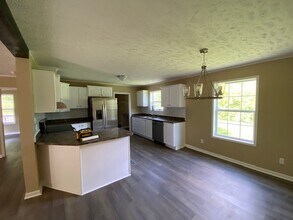 1224 Montlake Rd in Soddy Daisy, TN - Building Photo - Building Photo