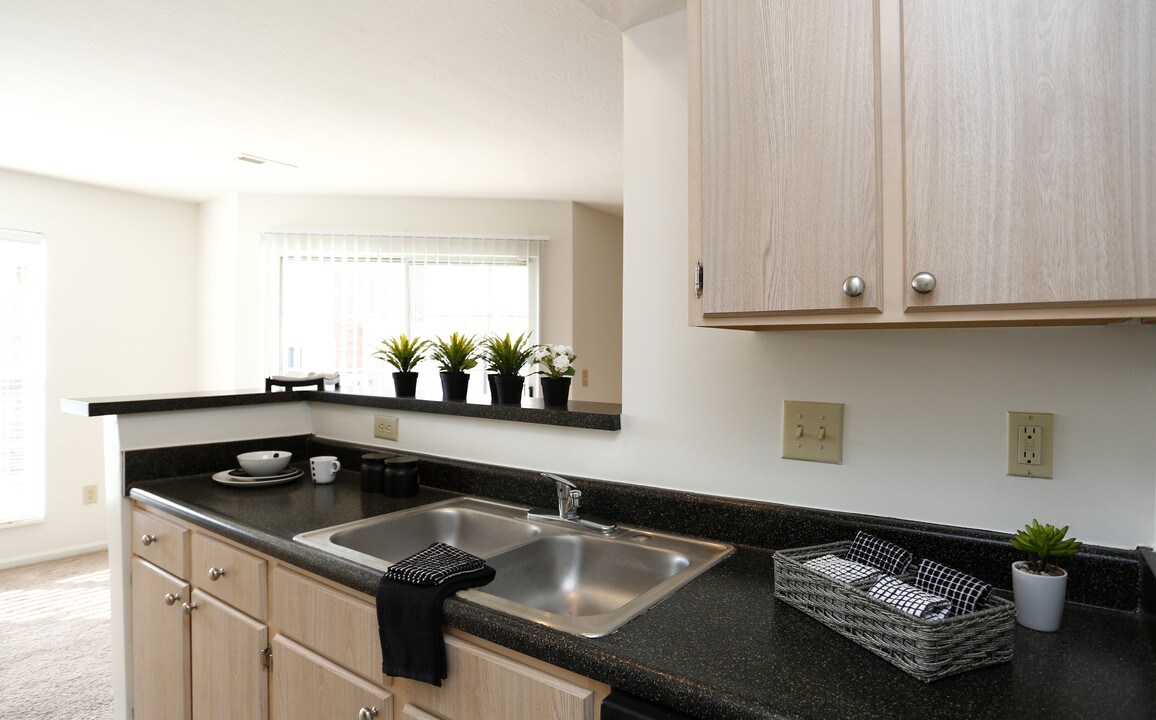 Washington Park in Centerville, OH - Building Photo