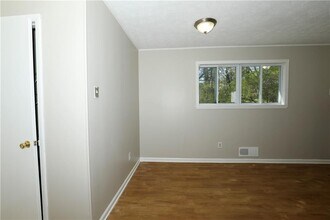 107 Inverness Dr in Jonesboro, GA - Building Photo - Building Photo