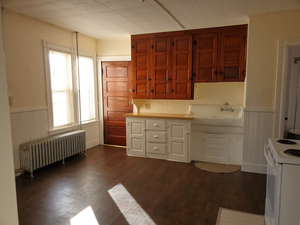 128 Campus Ave in Lewiston, ME - Building Photo