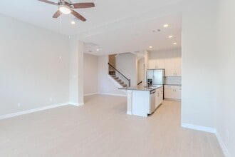 11016 Cres Light Way in Houston, TX - Building Photo - Building Photo