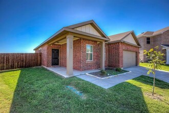 6508 Trident Ct in Fort Worth, TX - Foto de edificio - Building Photo