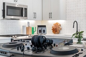 2609 Willow St in Austin, TX - Building Photo - Building Photo