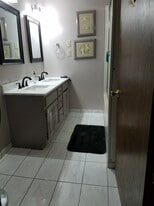 2605 Beland Blvd, Unit Blue