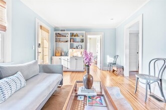 47 Station Rd in Bellport, NY - Building Photo - Building Photo