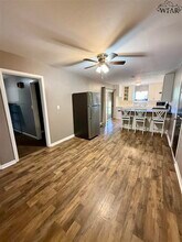 1210 Clover Dr in Burkburnett, TX - Building Photo - Building Photo