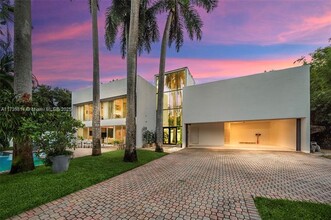 3880 Hardie Ave in Miami, FL - Foto de edificio - Building Photo