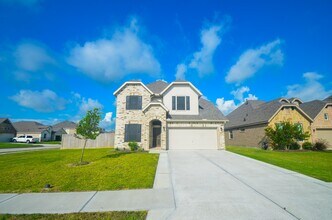 14154 Little River Dr in Baytown, TX - Building Photo - Building Photo