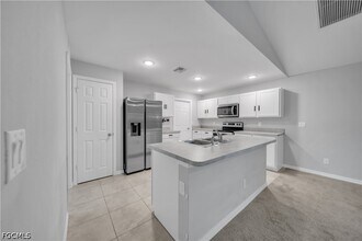 2617 53rd St W in Lehigh Acres, FL - Building Photo - Building Photo