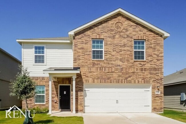 property at 121 Fox Glen Trl