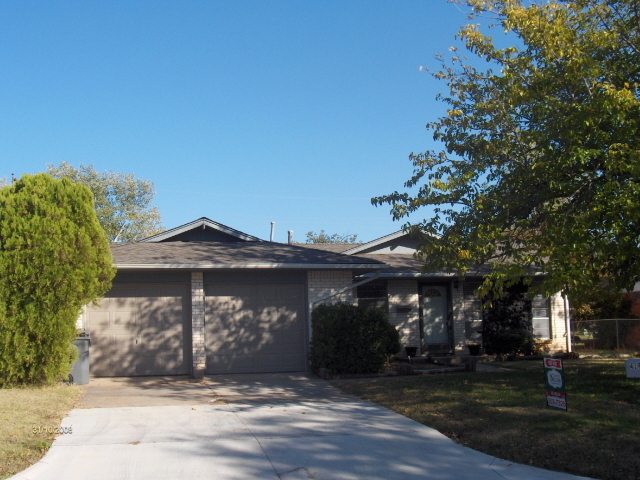 419 NW 73rd St in Lawton, OK - Building Photo