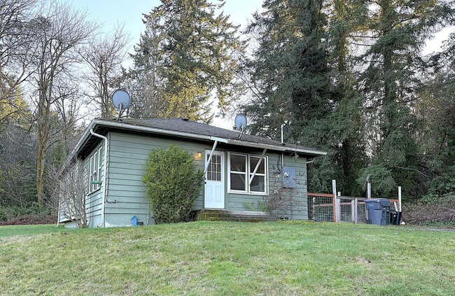 3324 Tarabochia St in Gig Harbor, WA - Building Photo - Building Photo