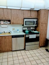 3200 N Palm Aire Dr in Pompano Beach, FL - Building Photo - Building Photo