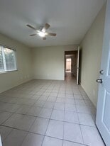 5527 Bolivar St in San Diego, CA - Building Photo