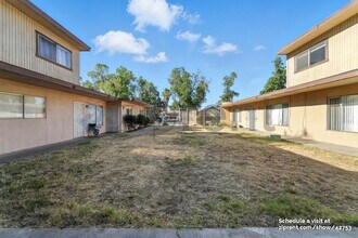 132 W 18th St in Merced, CA - Building Photo - Building Photo