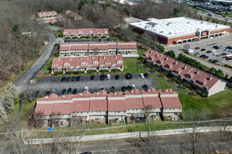 Maplewood Condos in Shrewsbury, MA - Building Photo - Building Photo