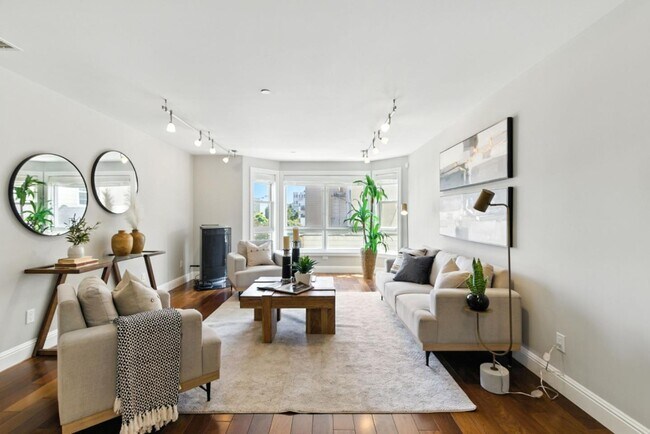 2443 Clement St in San Francisco, CA - Building Photo - Building Photo