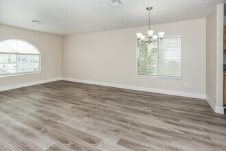 1820 Loida Ct in North Las Vegas, NV - Building Photo - Building Photo