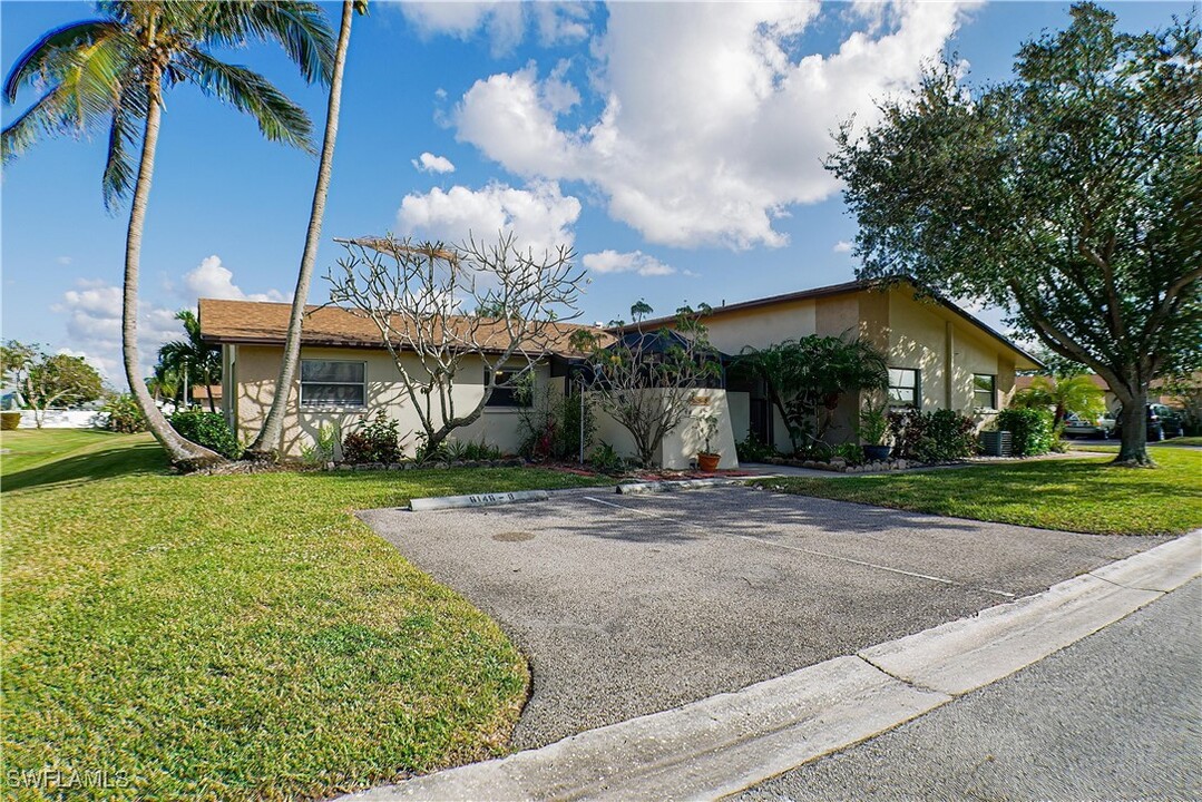 6146 Principia Dr in Ft. Myers, FL - Building Photo