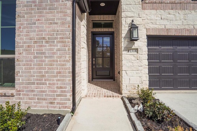 12318 Palmetto Dr in Mont Belvieu, TX - Building Photo - Building Photo