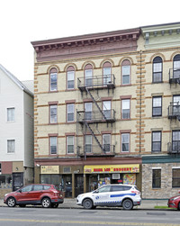 434-436 Avenue C in Bayonne, NJ - Foto de edificio - Building Photo