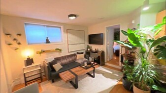 481 Medford St, Unit #1 in Somerville, MA - Building Photo