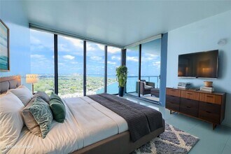 601 NW 36th St in Miami, FL - Foto de edificio - Building Photo