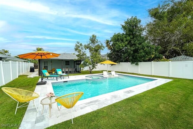 564 107th Ave N in Naples, FL - Building Photo - Building Photo