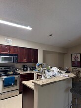 7640 Westwood Dr, Unit 415 in Tamarac, FL - Building Photo - Building Photo