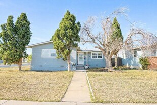 2501 Crown Ave in Odessa, TX - Building Photo