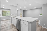 Elizabeth Green in Charlotte, NC - Building Photo - Interior Photo